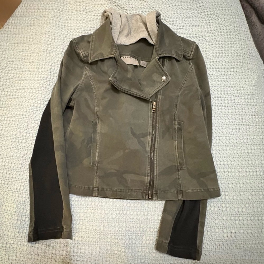 💐SPRING Jacket💐 Anthropologie Marrakech Camo Moto Jacket sz Medium